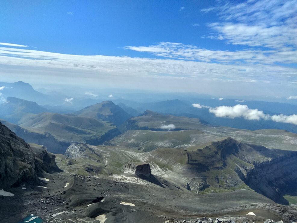 Disfruta del Pirineo aragonés mes a mes