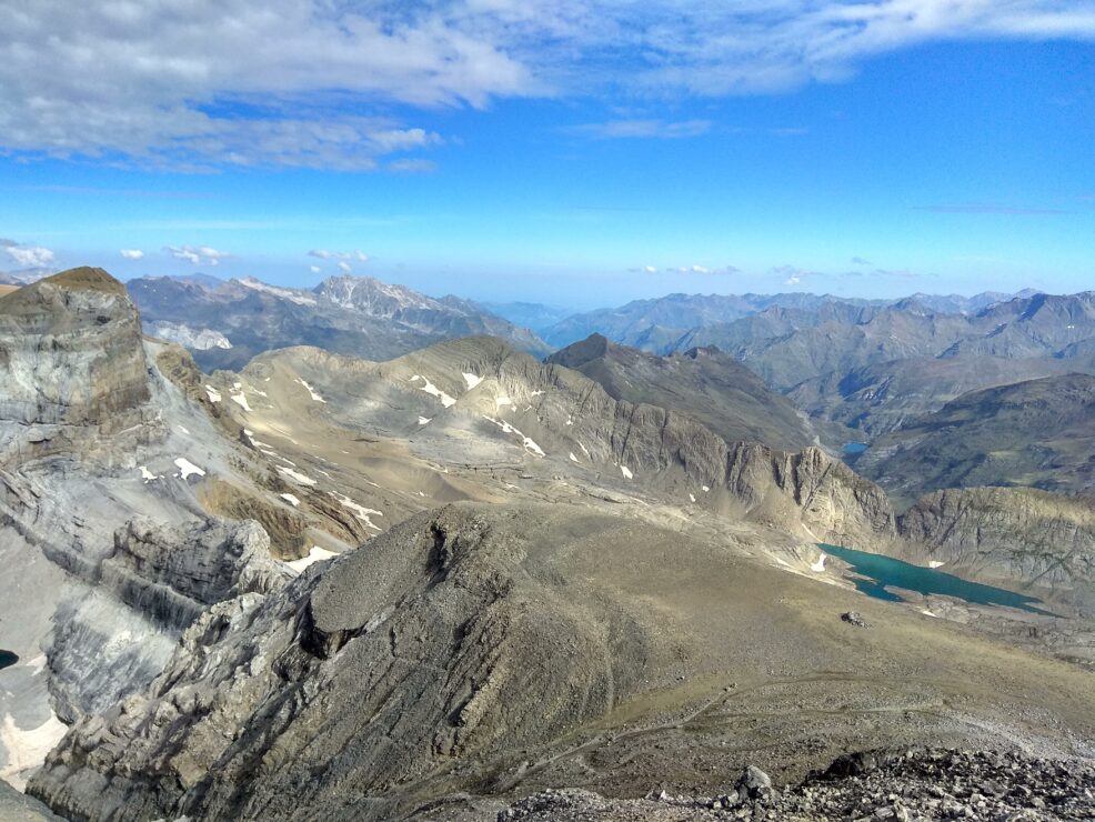 Disfruta del Pirineo aragonés mes a mes