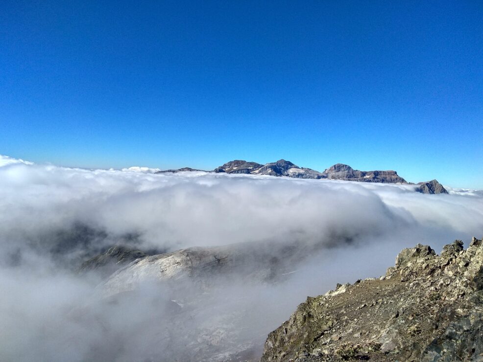 Disfruta del Pirineo aragonés mes a mes
