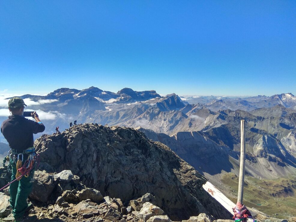 Disfruta del Pirineo aragonés mes a mes