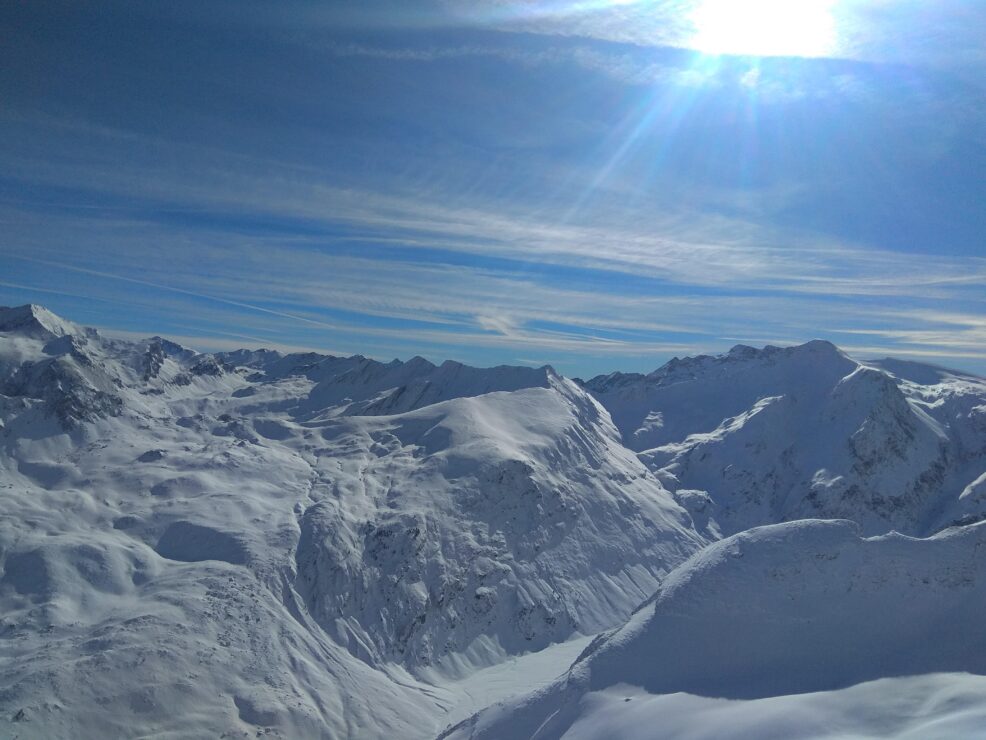 Disfruta del Pirineo aragonés mes a mes