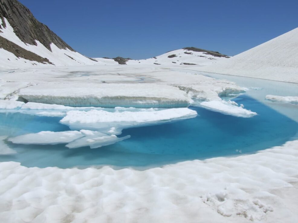 Enjoy the Aragonese Pyrenees month by month