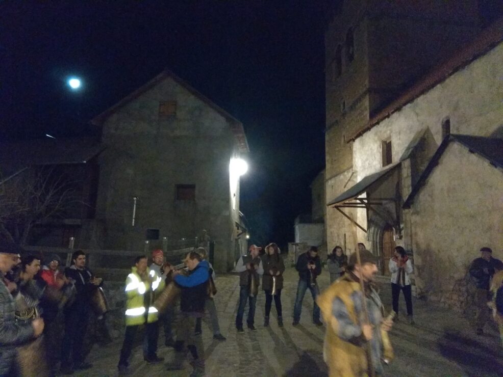 Disfruta del Pirineo aragonés mes a mes